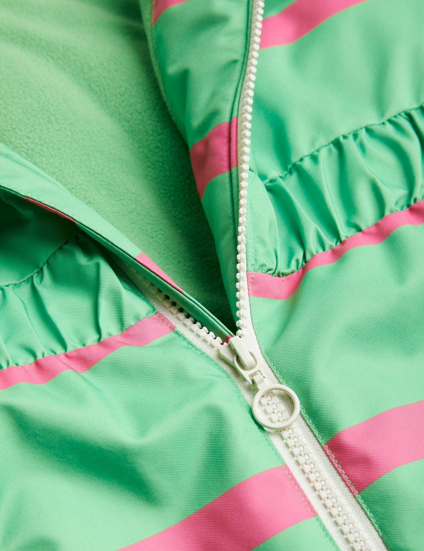 Weiche Panda-Skijacke