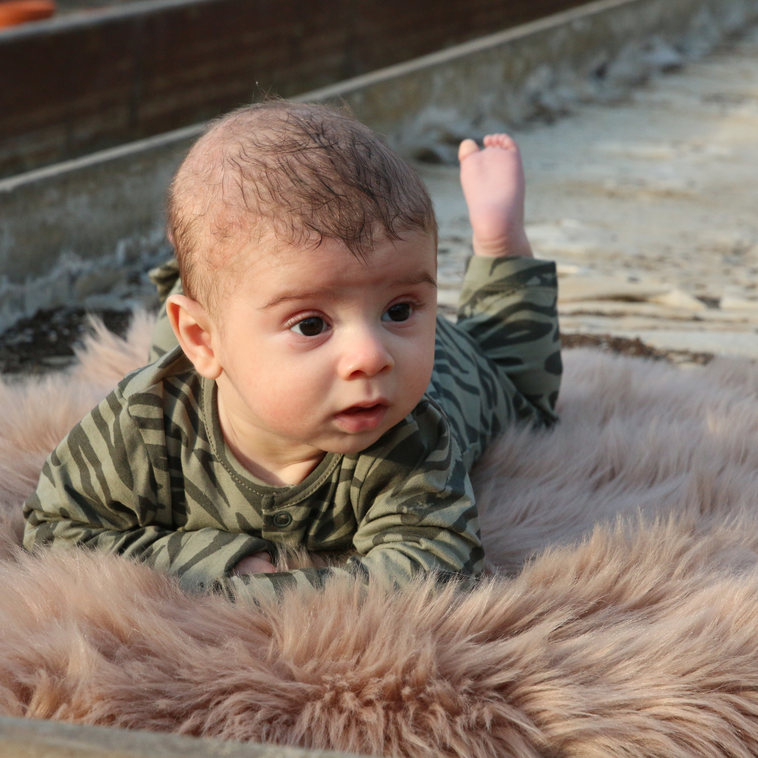 AMMEHOELA Zepp Body mit Tiger-Print, Grün